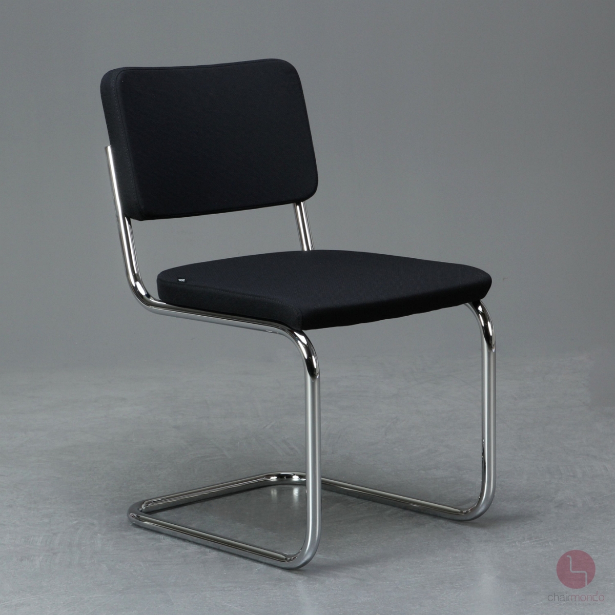Thonet S32 PV Freischwinger mit schwarzem Stoffbezug, verchromt