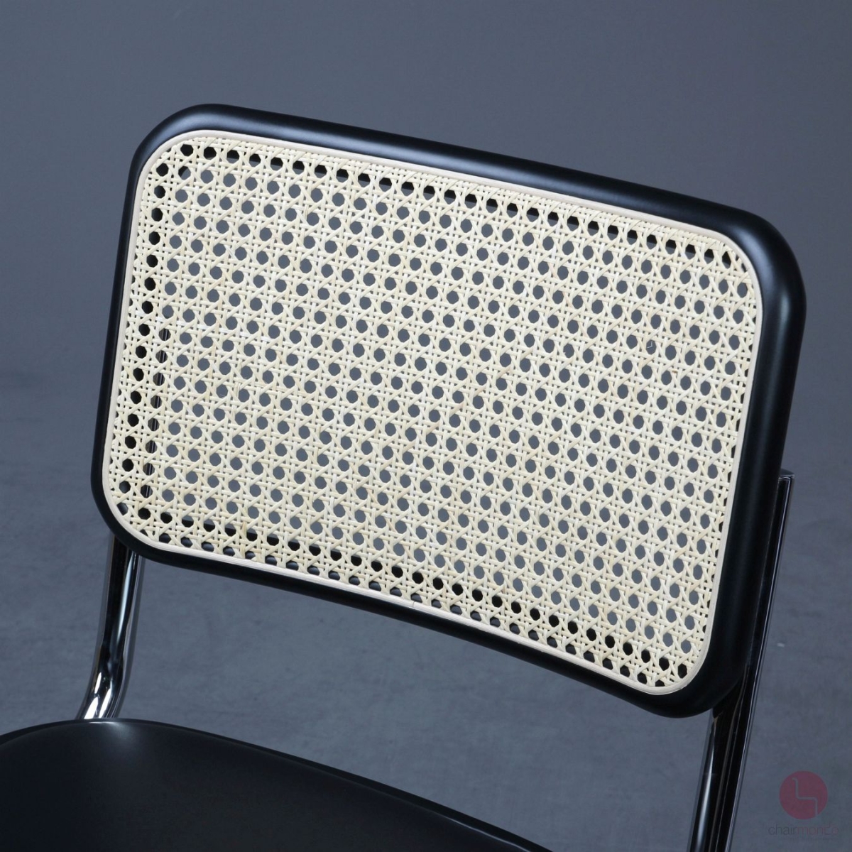 Preview: Thonet S32 SP Freischwinger Leder Polster Schwarz mit Geflecht Rücken gebraucht