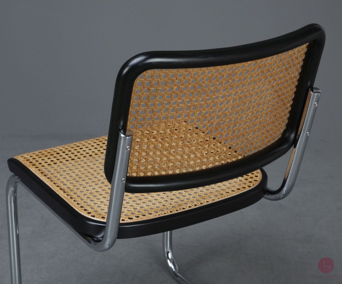 Thonet S32 Freischwinger Schwarz mit patiniertem Geflecht gebraucht