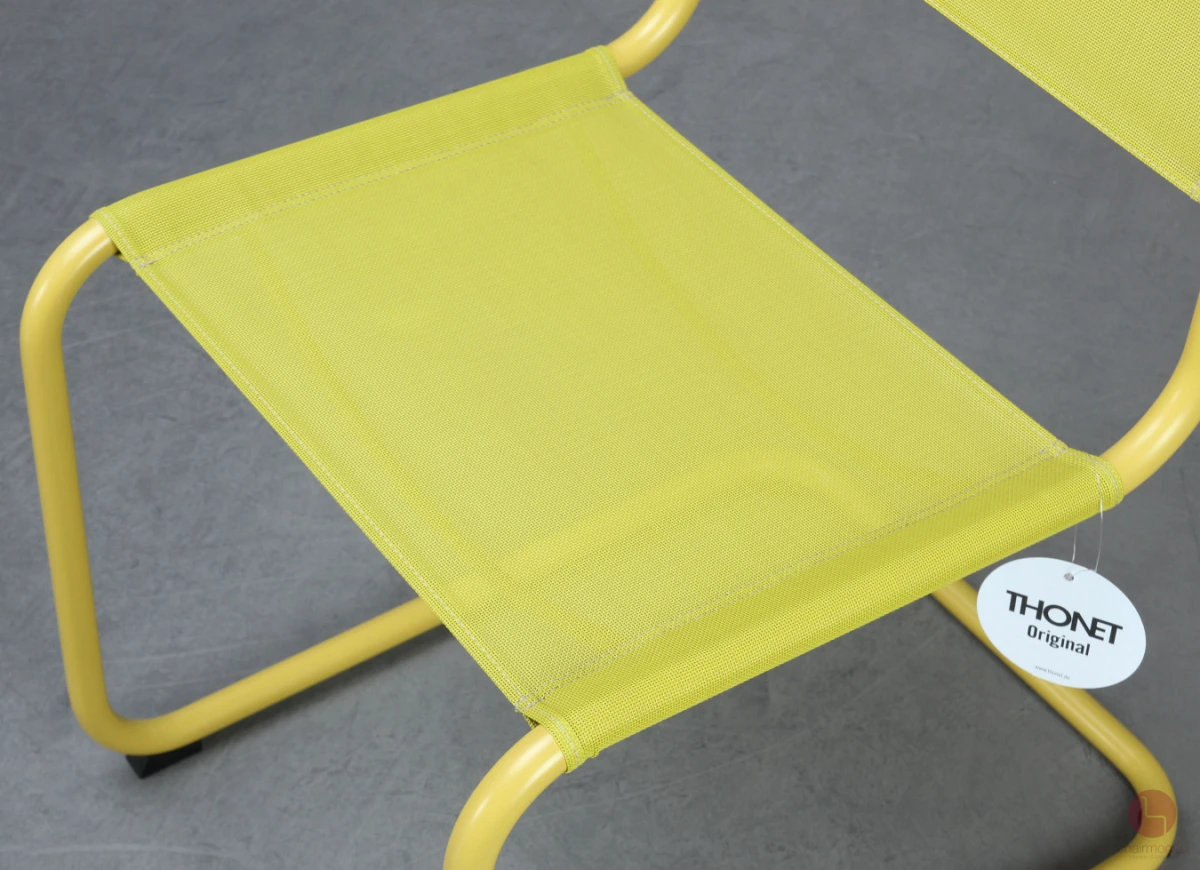 Thonet S33 N All Season Freischwinger in Gelb
