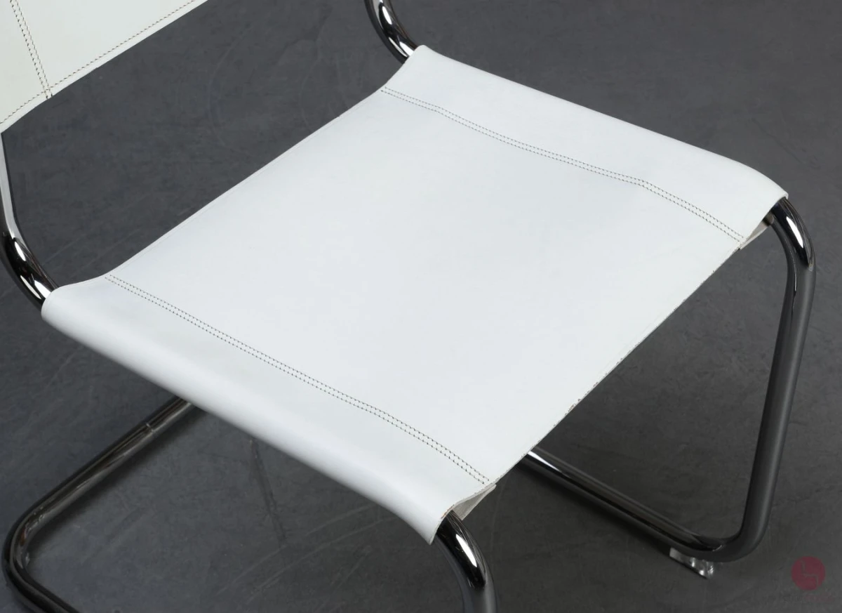 Thonet S33 Freischwinger Leder Weiß