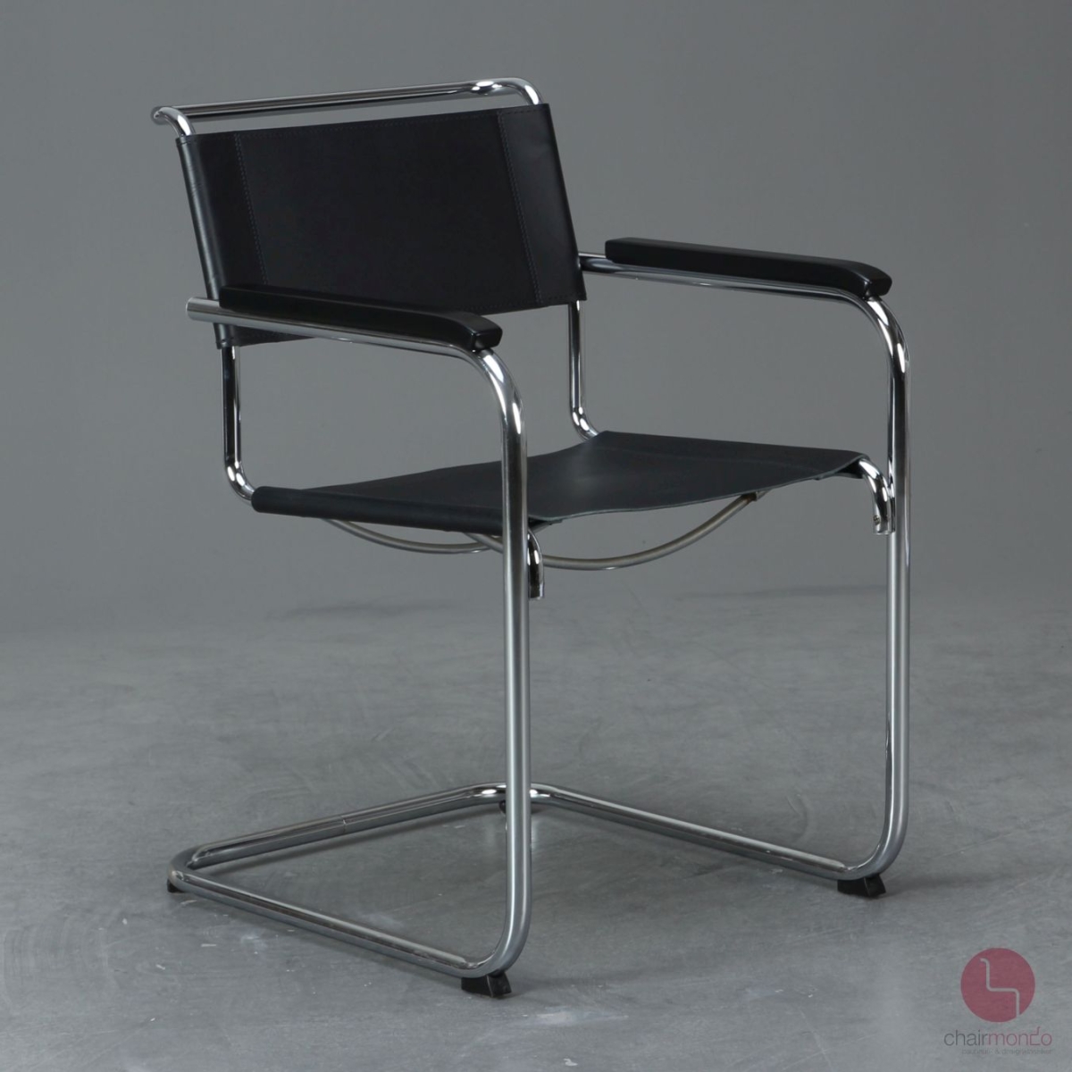 Preview: Thonet S34 Freischwinger mit neuem Leder in Schwarz- gebraucht