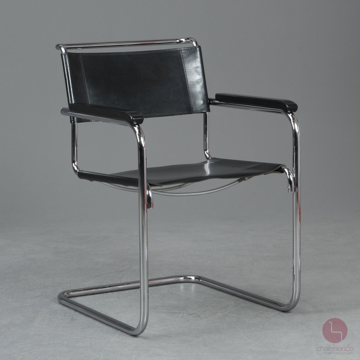 Thonet S34 Freischwinger Leder Schwarz mit Armlehnen gebraucht