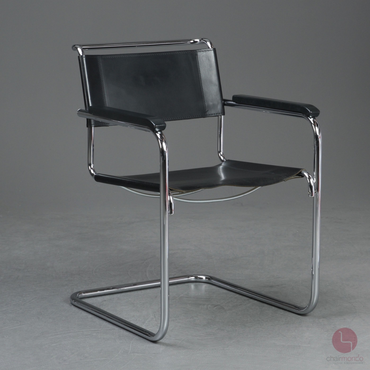 Preview: Thonet S34 Freischwinger mit schwarzem Leder gebraucht
