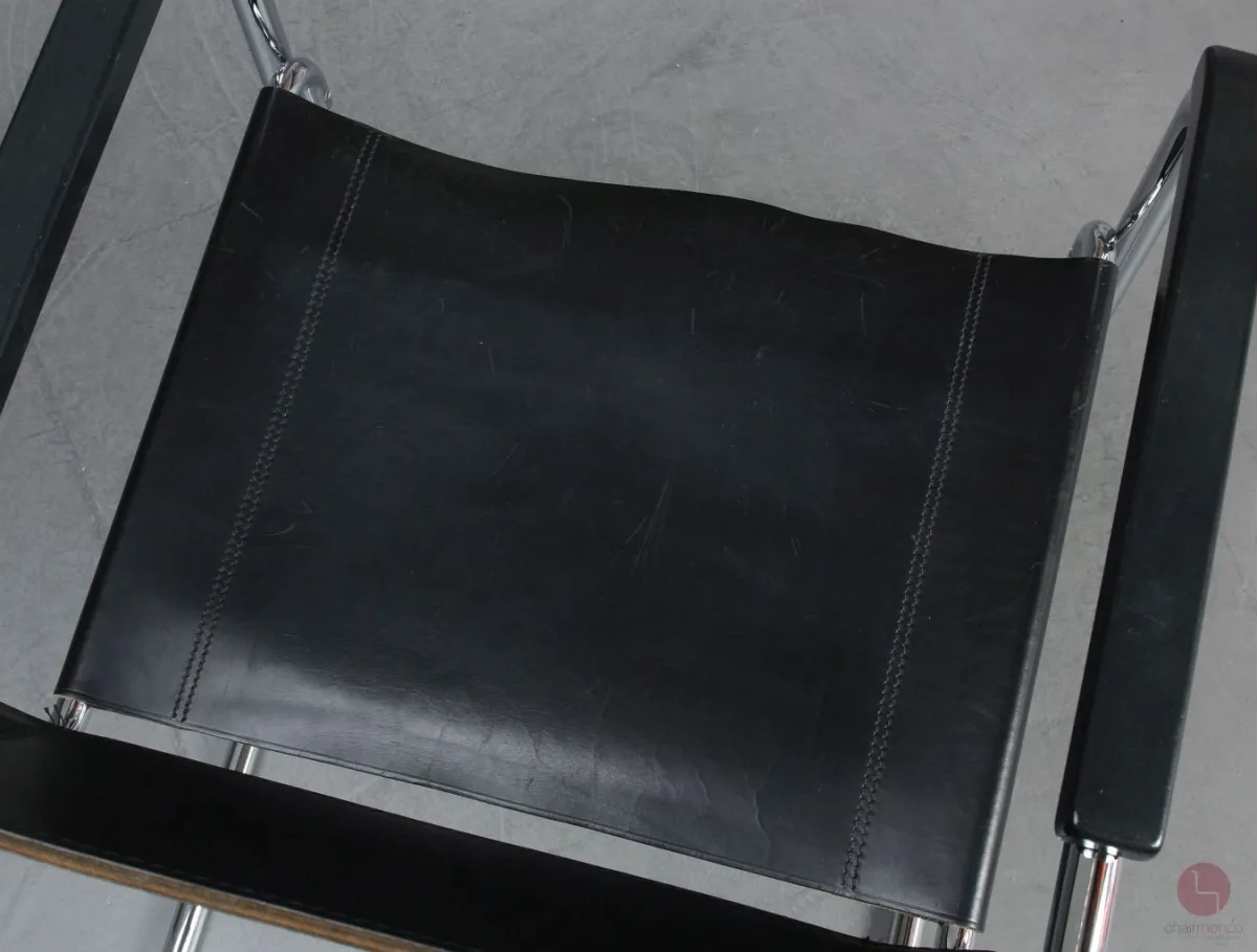 Thonet S34 Freischwinger Leder Schwarz mit Armlehnen gebraucht