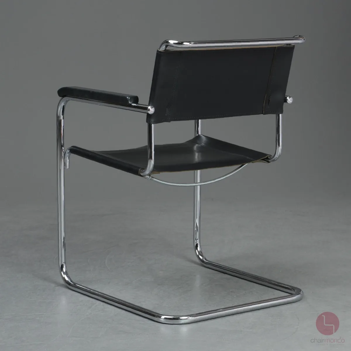 Thonet S34 Freischwinger Leder Schwarz mit Armlehnen gebraucht