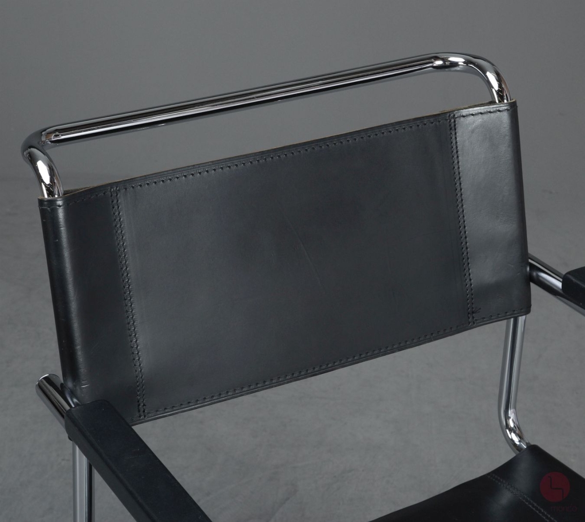 Preview: Thonet S34 Freischwinger Leder Schwarz mit Armlehnen gebraucht