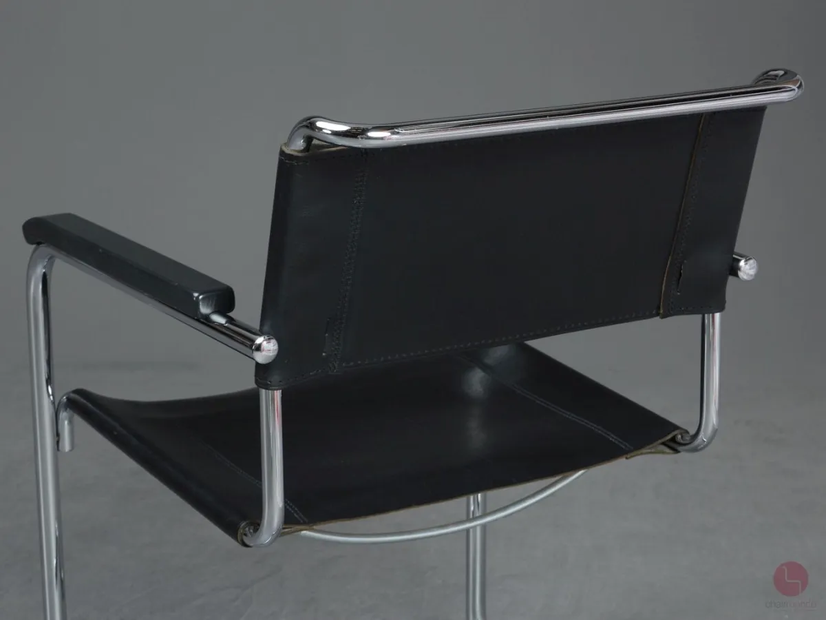 Thonet S34 Freischwinger Leder Schwarz mit Armlehnen gebraucht