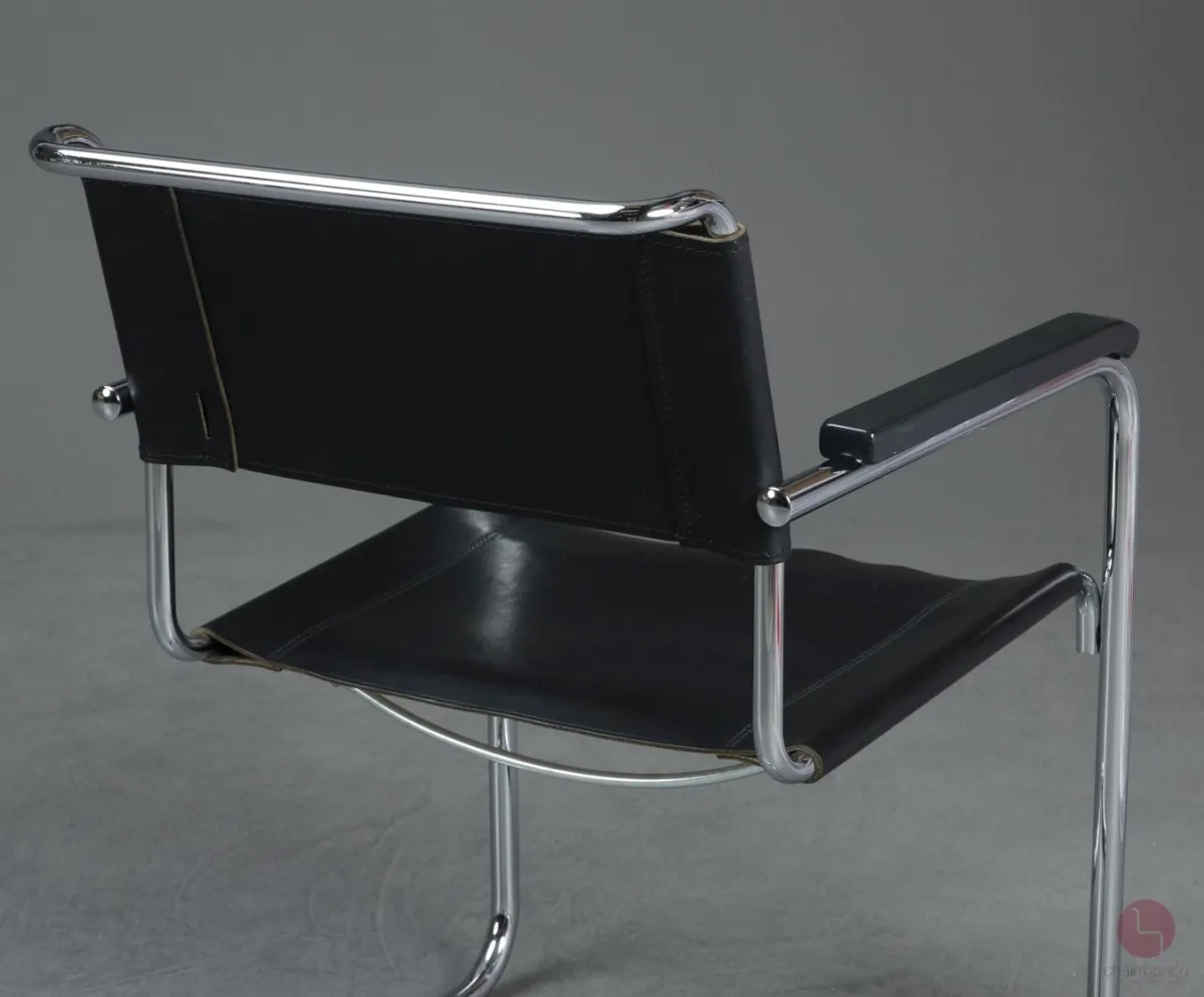 Thonet S34 Freischwinger Leder Schwarz mit Armlehnen gebraucht