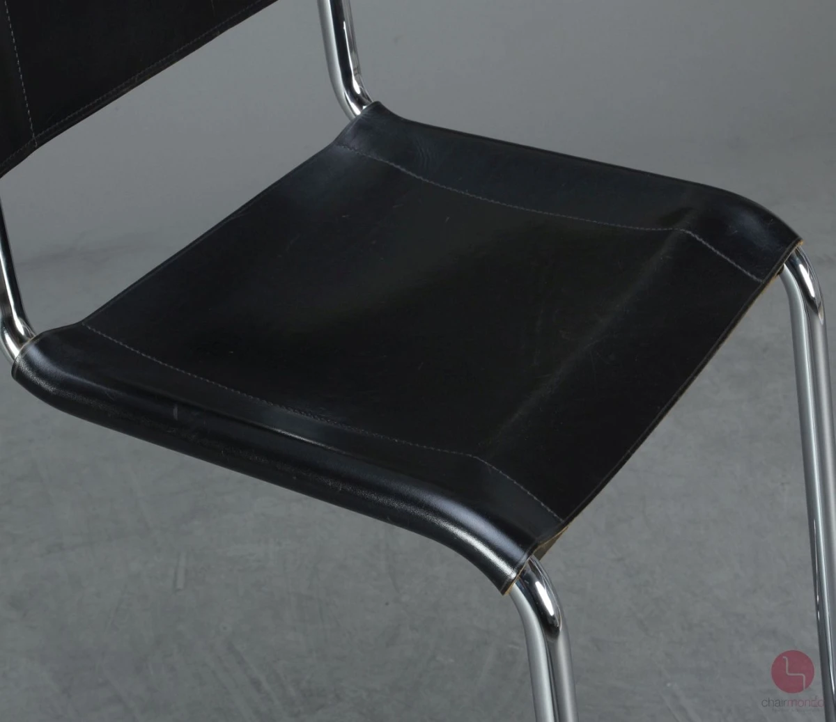 Thonet S39 Freischwinger Barstuhl in Leder Schwarz gebraucht