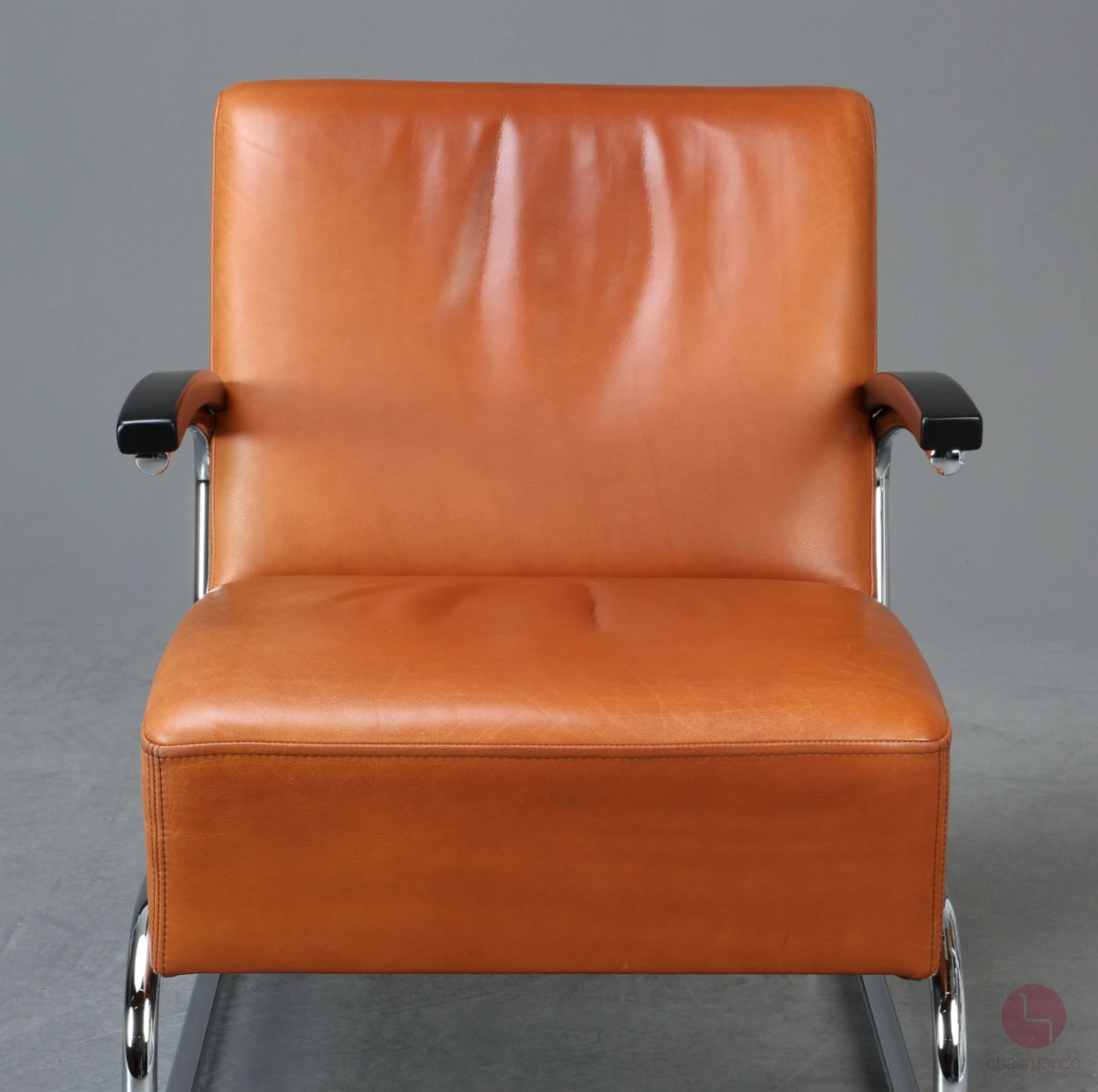 Thonet S411 Leder Sessel mit cognacfarbenem Bezug