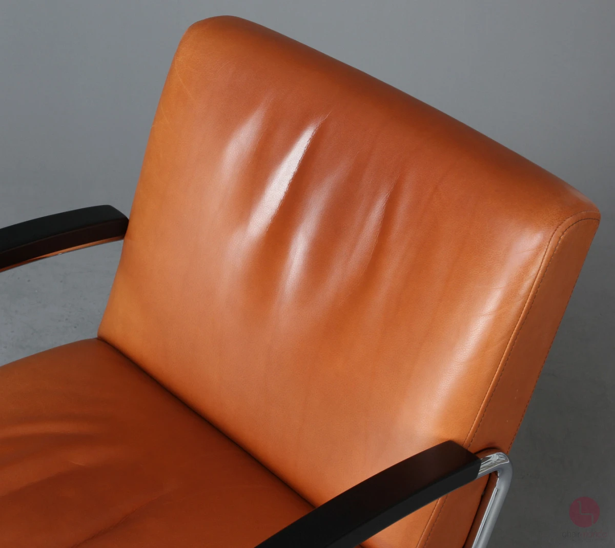 Thonet S411 Leder Sessel mit cognacfarbenem Bezug