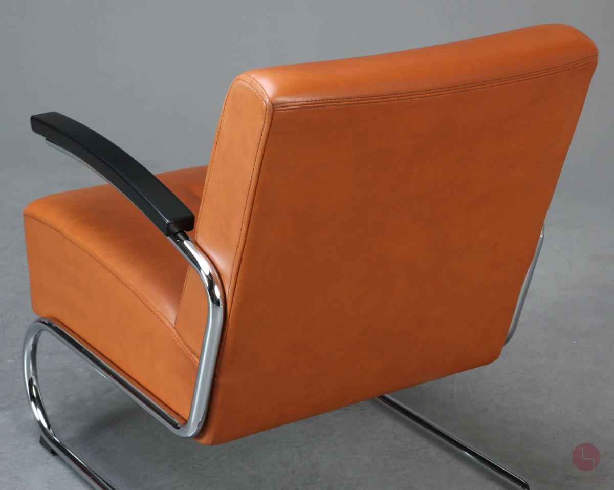 Thonet S411 Leder Sessel mit cognacfarbenem Bezug