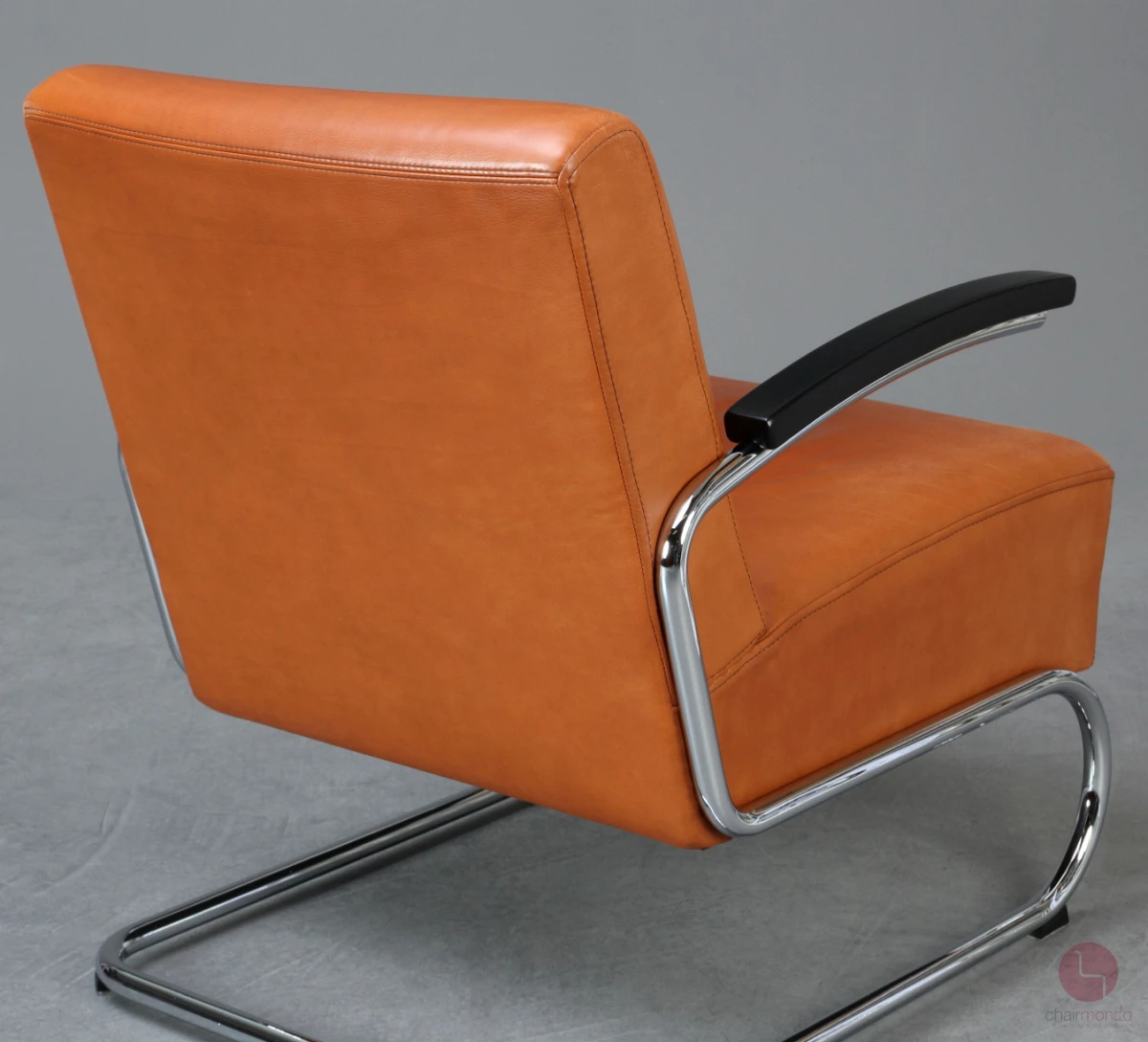 Thonet S411 Leder Sessel mit cognacfarbenem Bezug