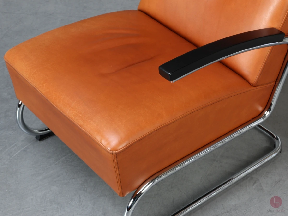 Thonet S411 Leder Sessel mit cognacfarbenem Bezug