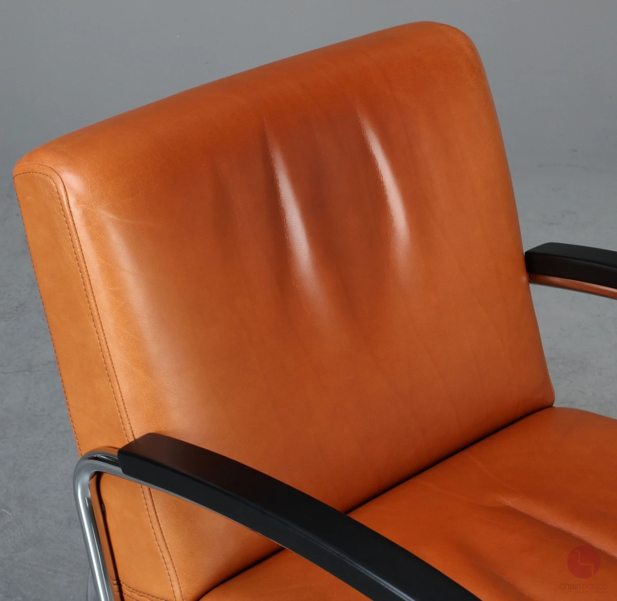 Thonet S411 Leder Sessel mit cognacfarbenem Bezug