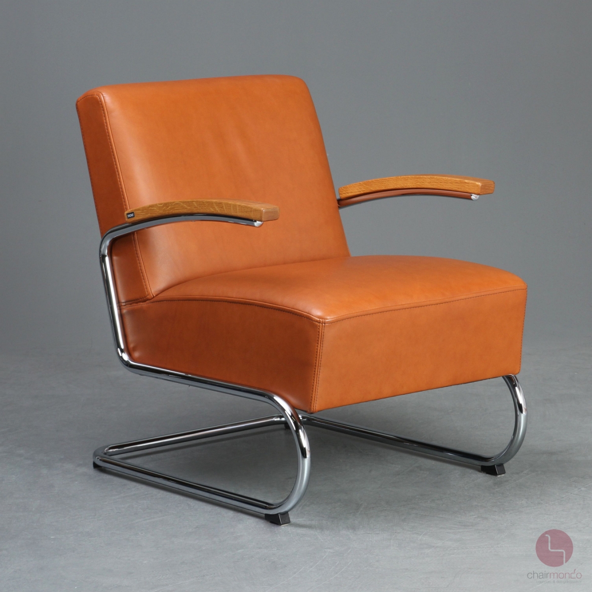 Preview: Thonet S411 Sessel mit Fußhocker mit Cognac Leder und Eiche Armlehnen gebraucht