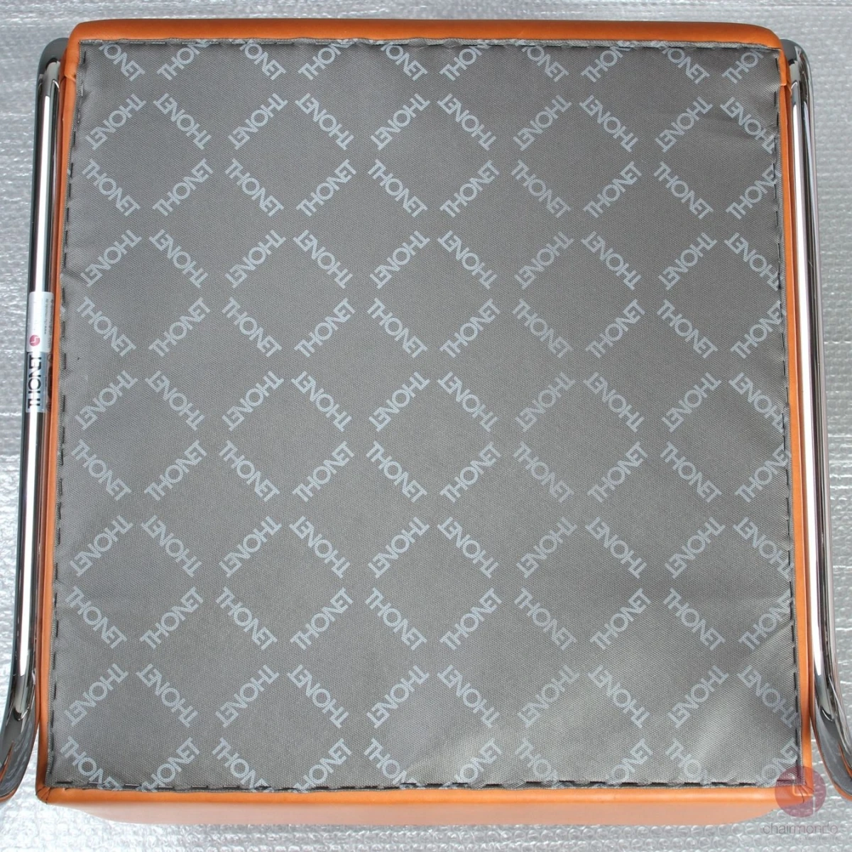 Thonet S411 Sessel mit Fußhocker mit Cognac Leder und Eiche Armlehnen gebraucht