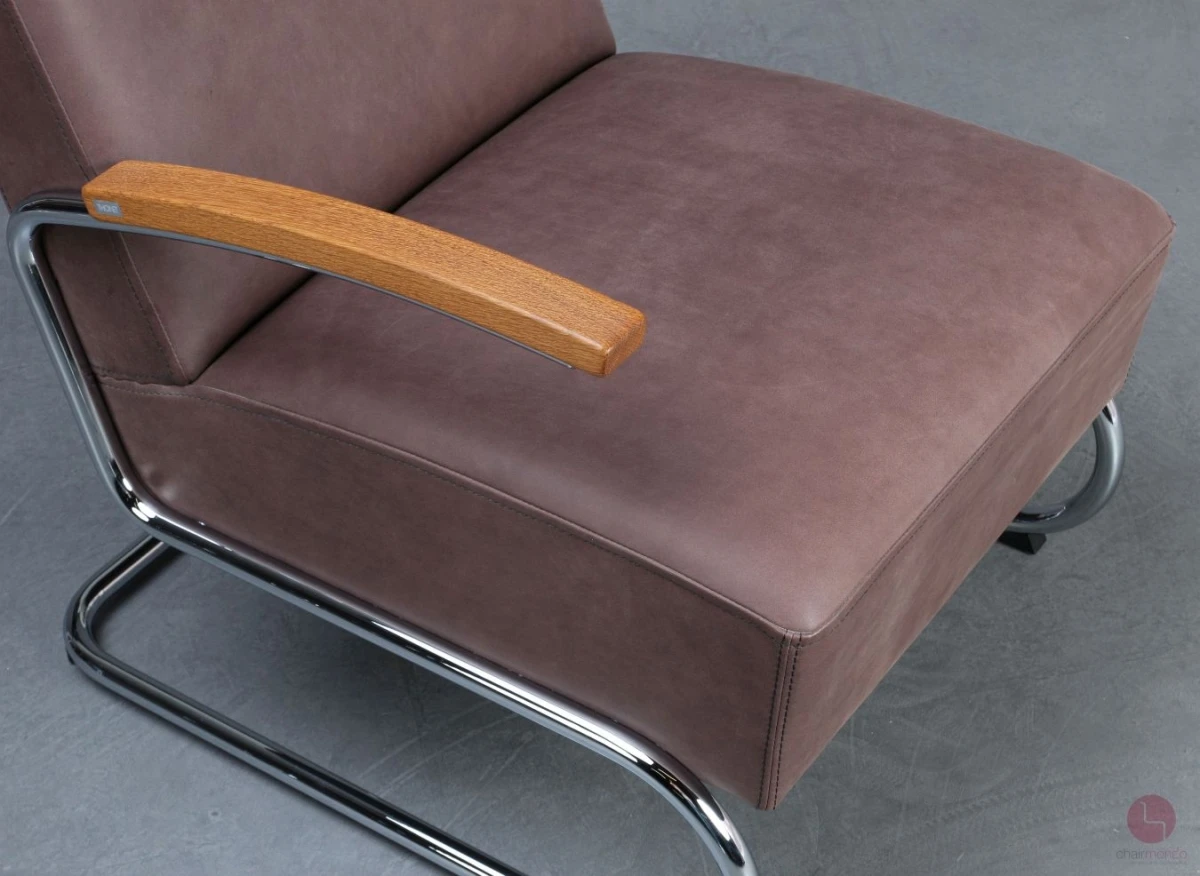Thonet S411 Sessel mit Fußhocker mit braunem Nubuk Leder und Eiche Armlehnen gebraucht