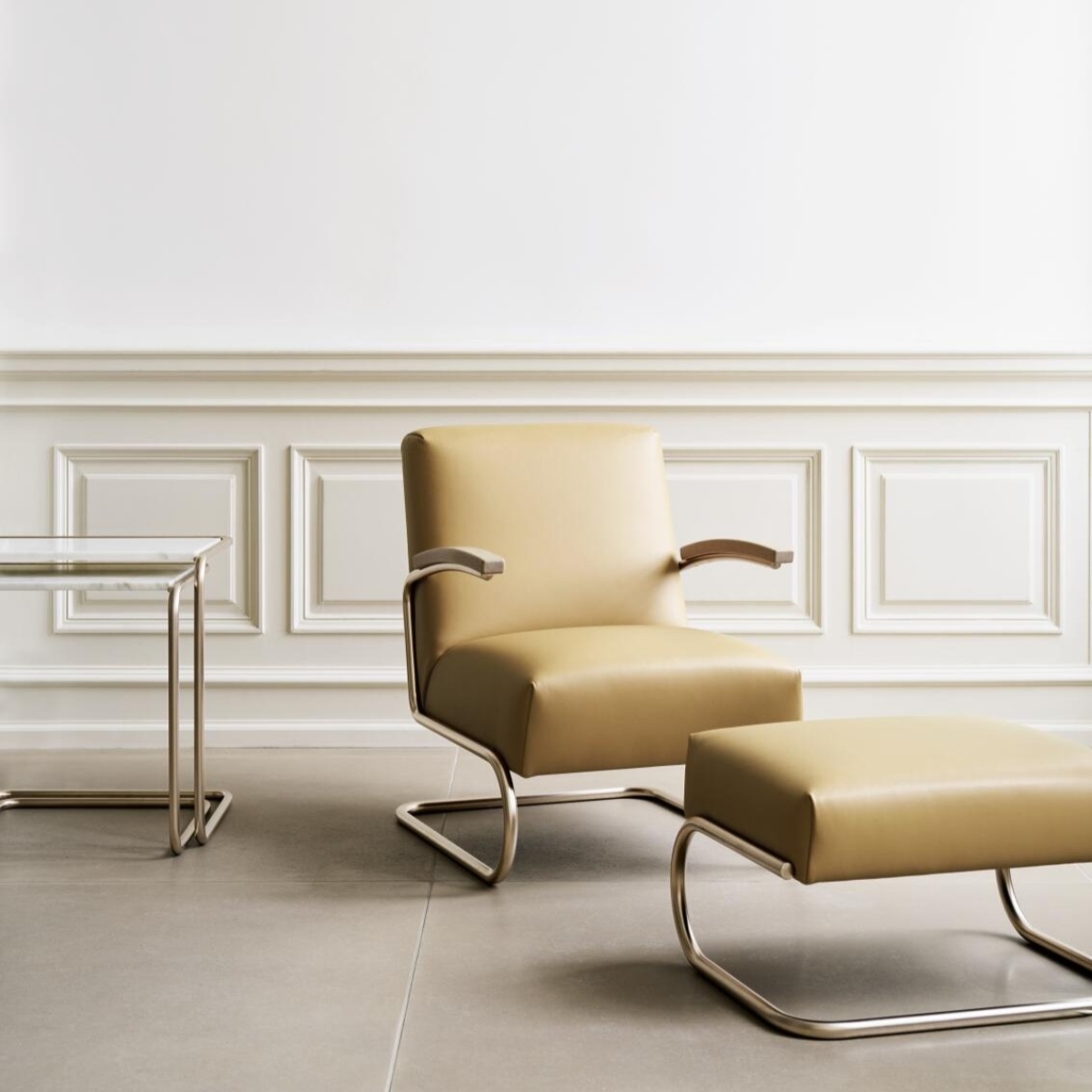 Preview: Thonet S411 H Nordic 01 by Jil Sander in light caramel Interieurbild