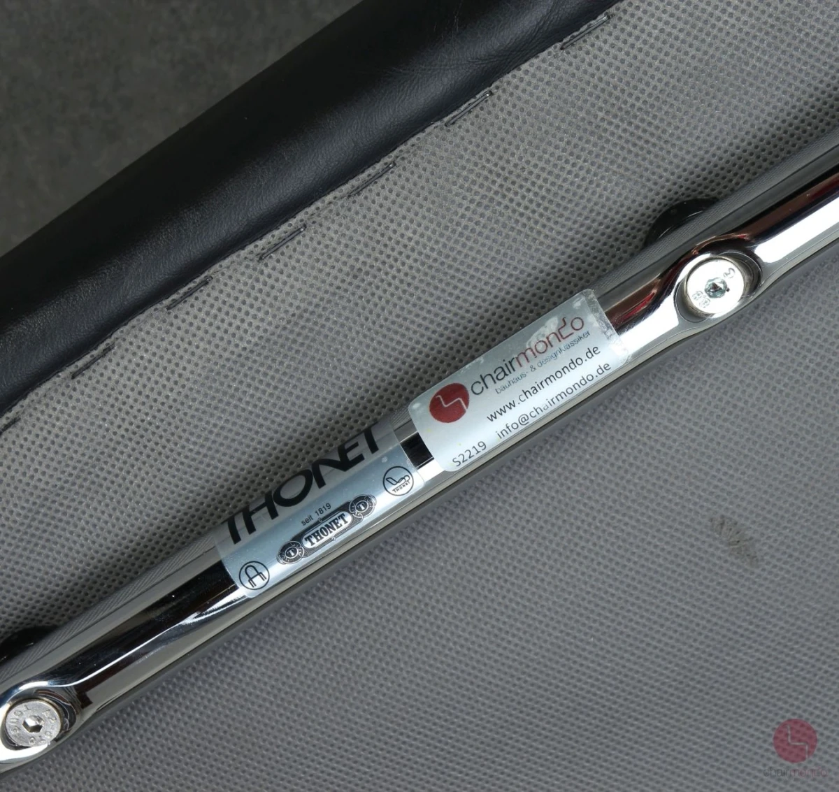 Thonet S60 Freischwinger Bürostuhl Leder Schwarz gebraucht