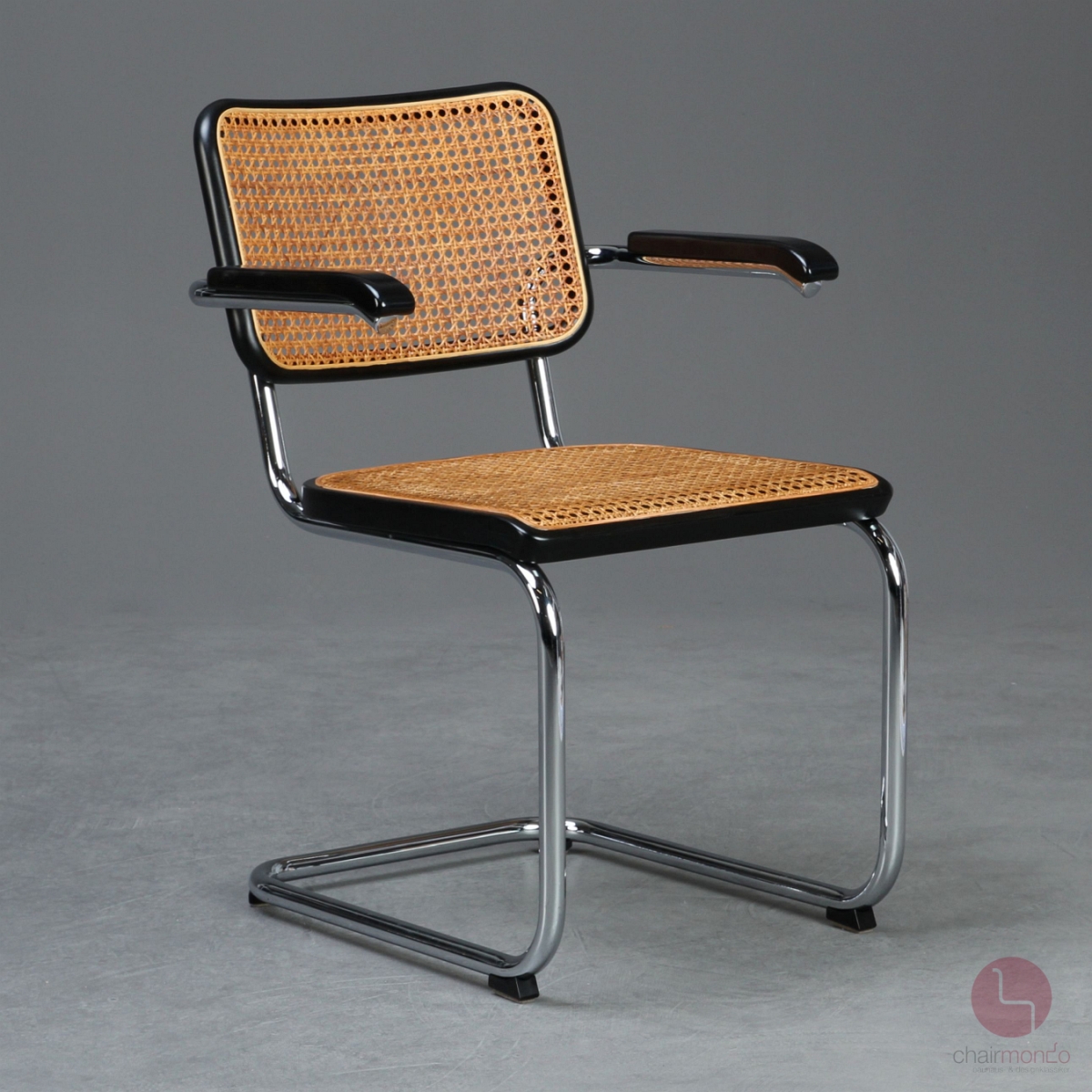 Thonet S64 Freischwinger in Schwarz mit Patina gebraucht