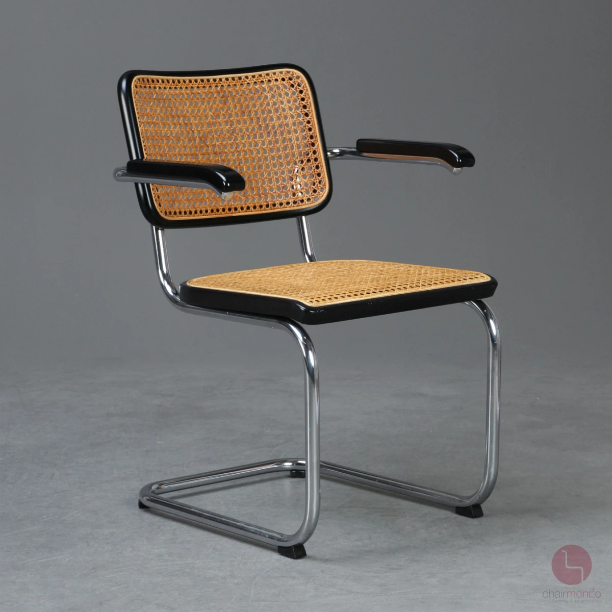 Thonet S64 Freischwinger in Schwarz mit Patina gebraucht