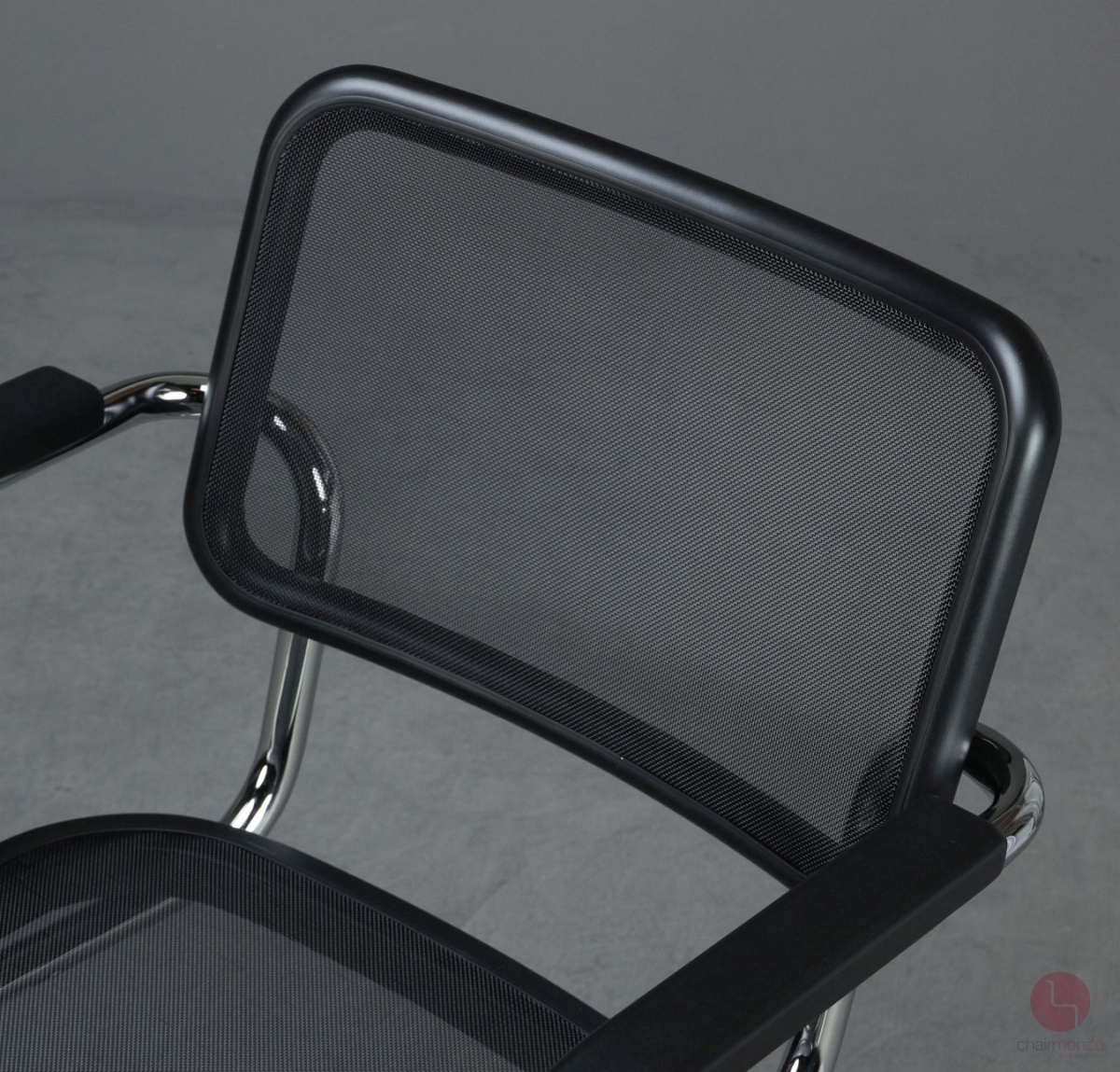 Preview: Thonet S64 N Freischwinger mit Netzgewebe Schwarz Gestell verchromt