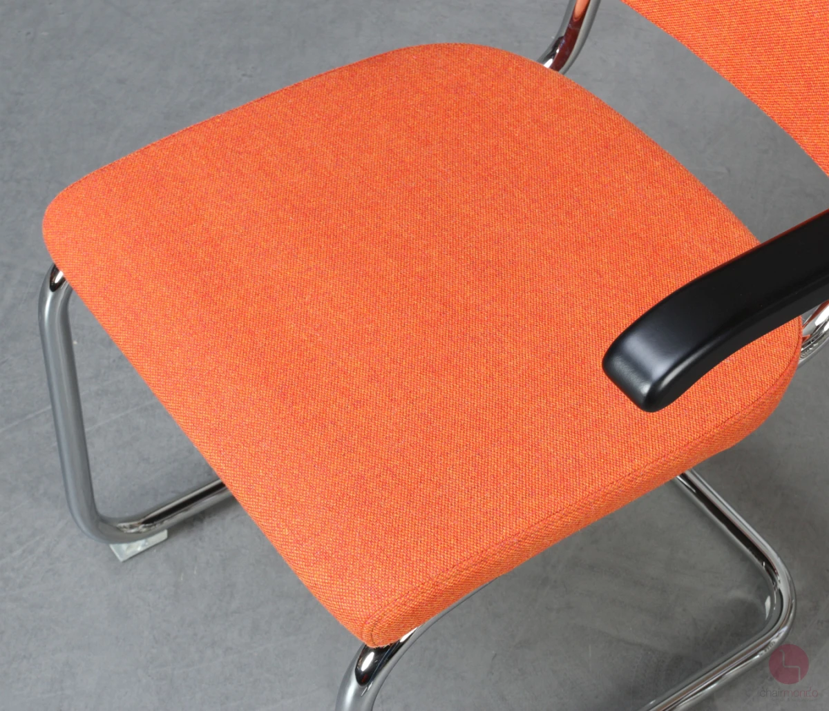 Thonet S64 PV Stoff Orange wie neu