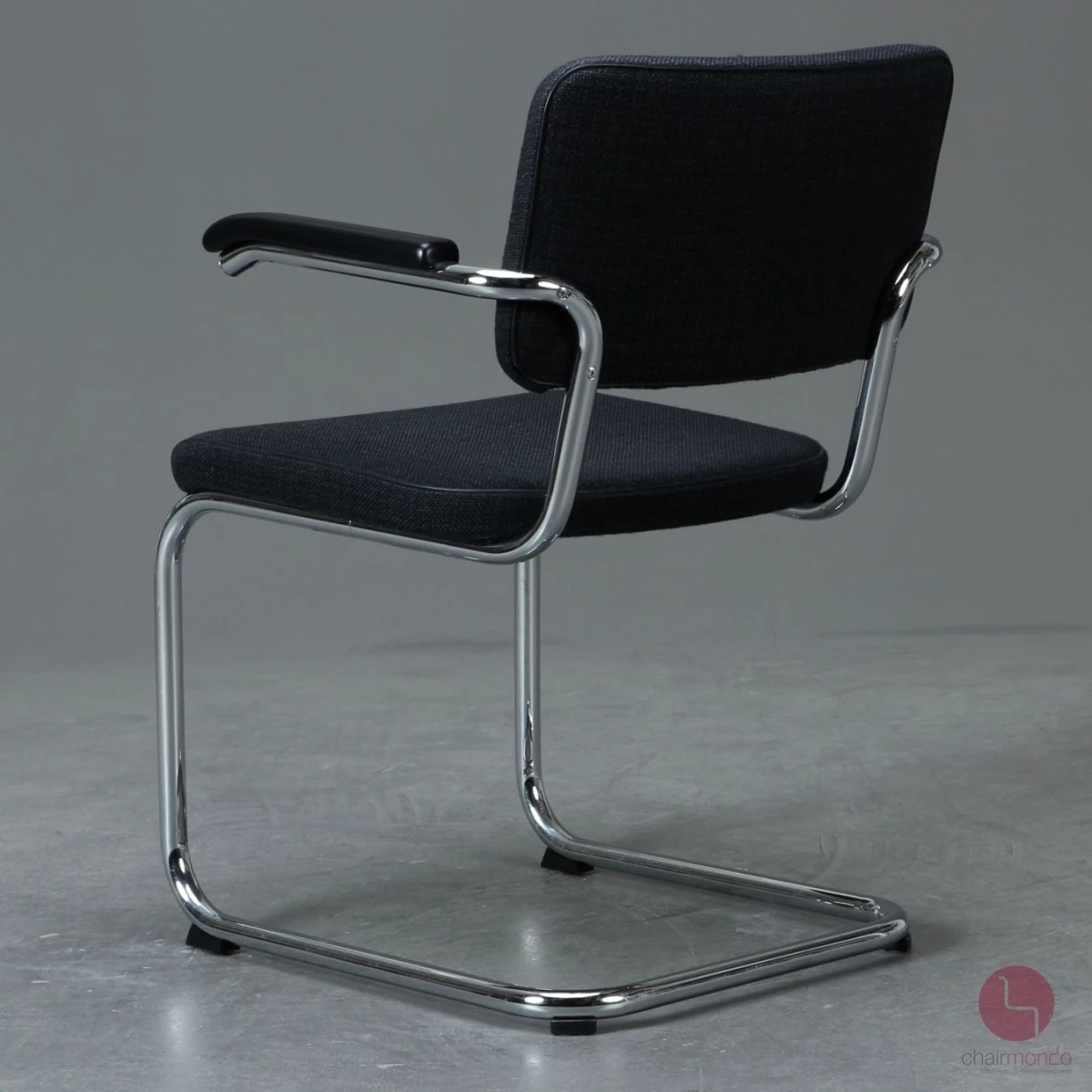 Thonet S64 PV Freischwinger in Anthrazit mit Stoff Polster, gebraucht