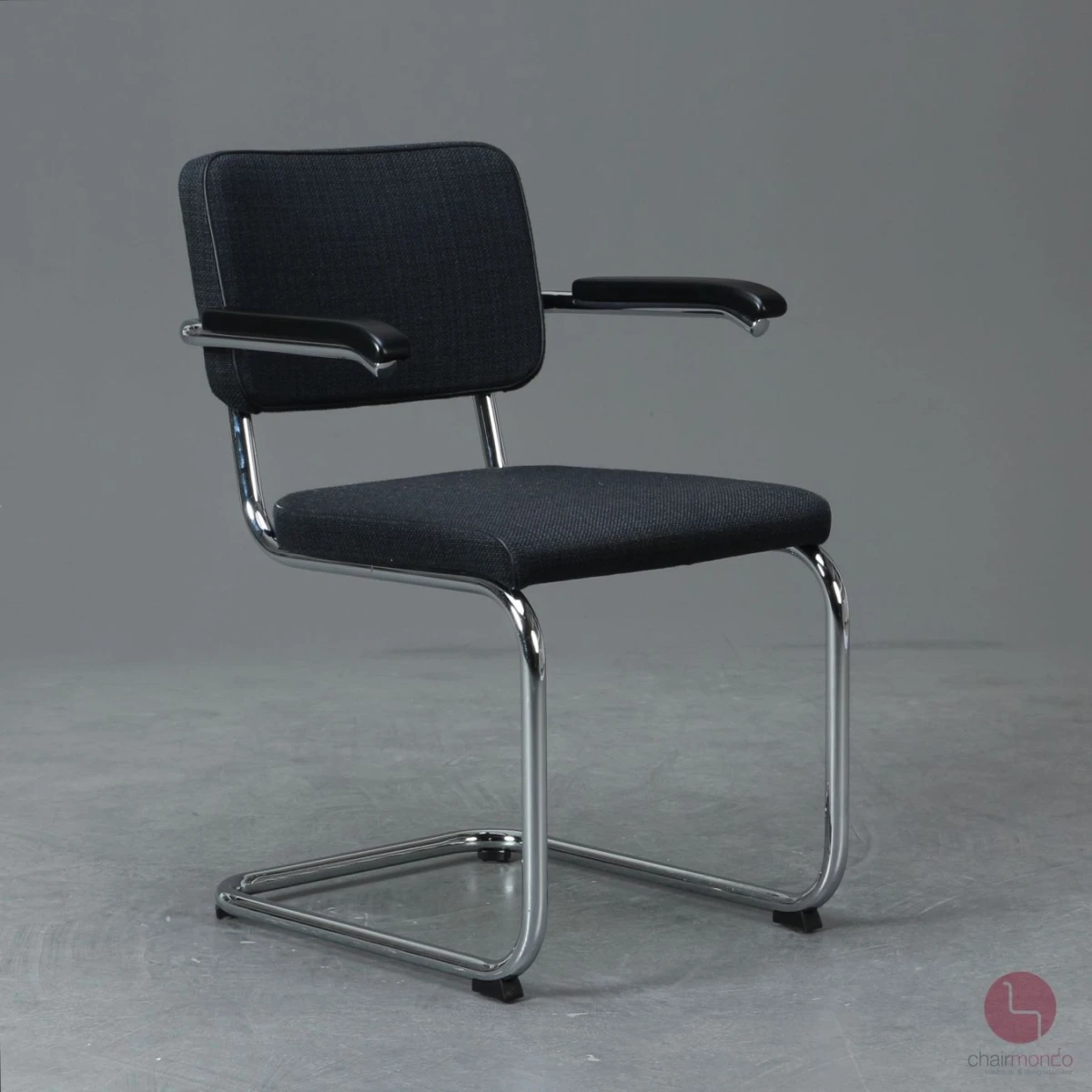 Thonet S64 PV Freischwinger in Anthrazit mit Stoff Polster, gebraucht