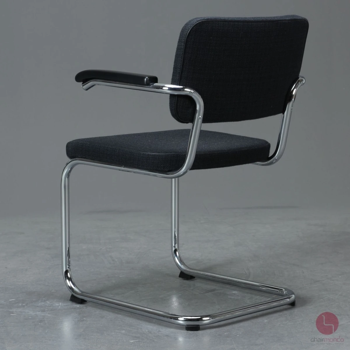 Thonet S64 PV Freischwinger in Anthrazit mit Stoff Polster, gebraucht