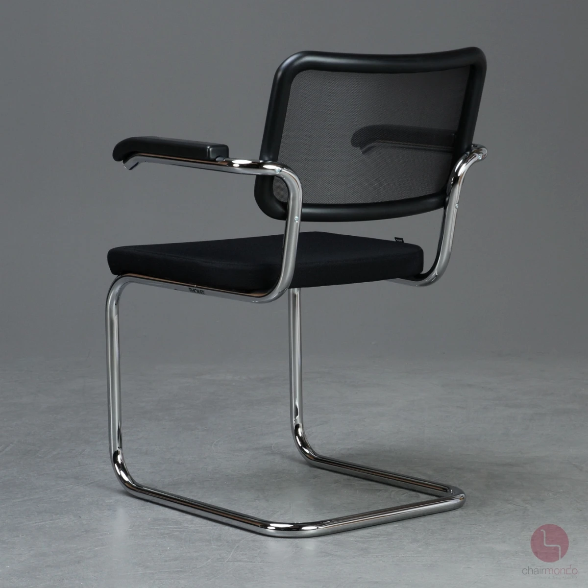 Thonet Stuhl S64 SPVN mit Sitzpolster und Rücken Netzgewebe Schwarz Thonet Stuhl S64 SPVN mit Sitzpolster und Rücken Netzgewebe Schwarz
