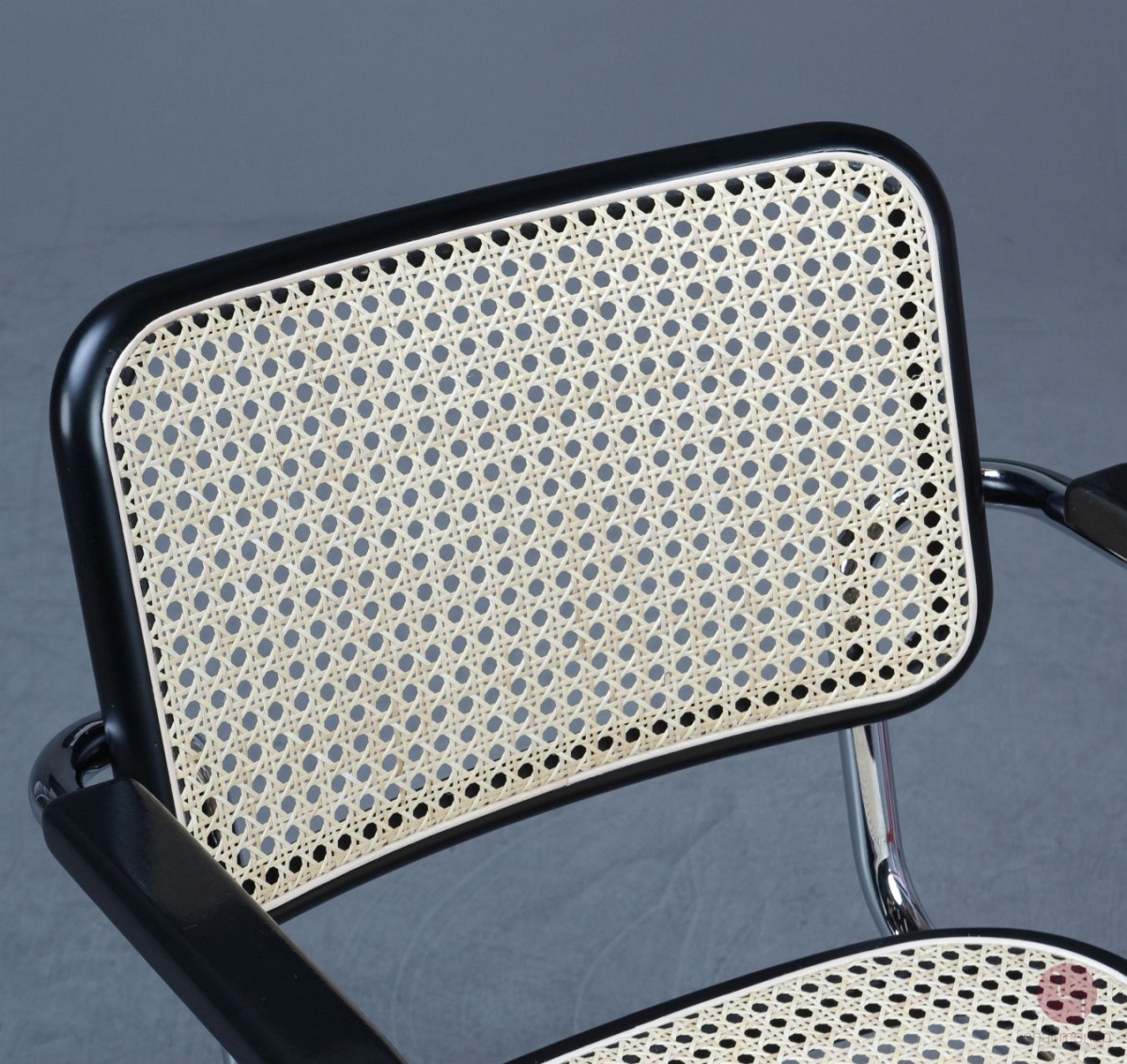 Preview: Thonet S64 Freischwinger Schwarz mit erneuertem Wiener Geflecht gebraucht