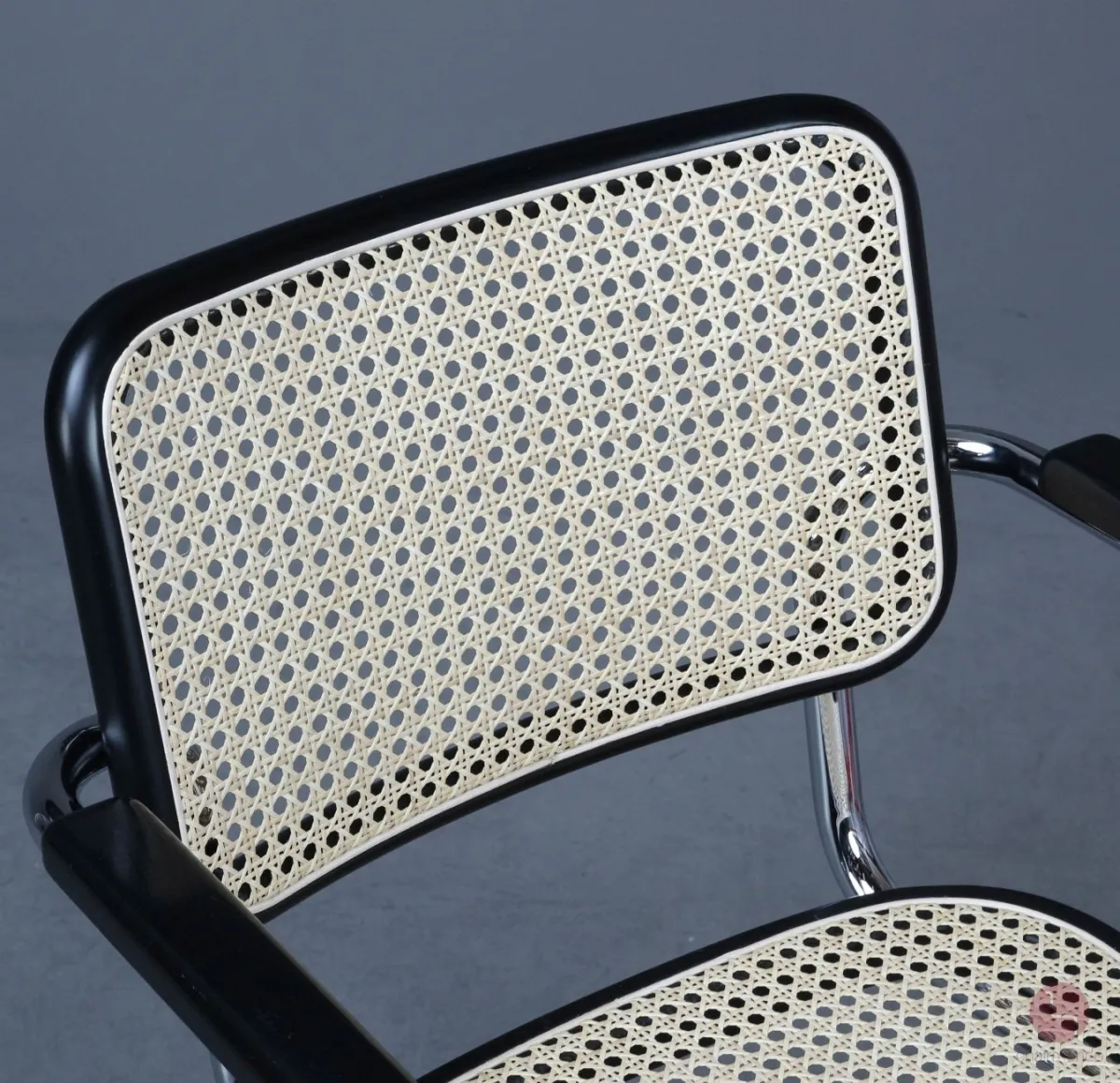Thonet S64 Freischwinger Schwarz mit erneuertem Wiener Geflecht gebraucht