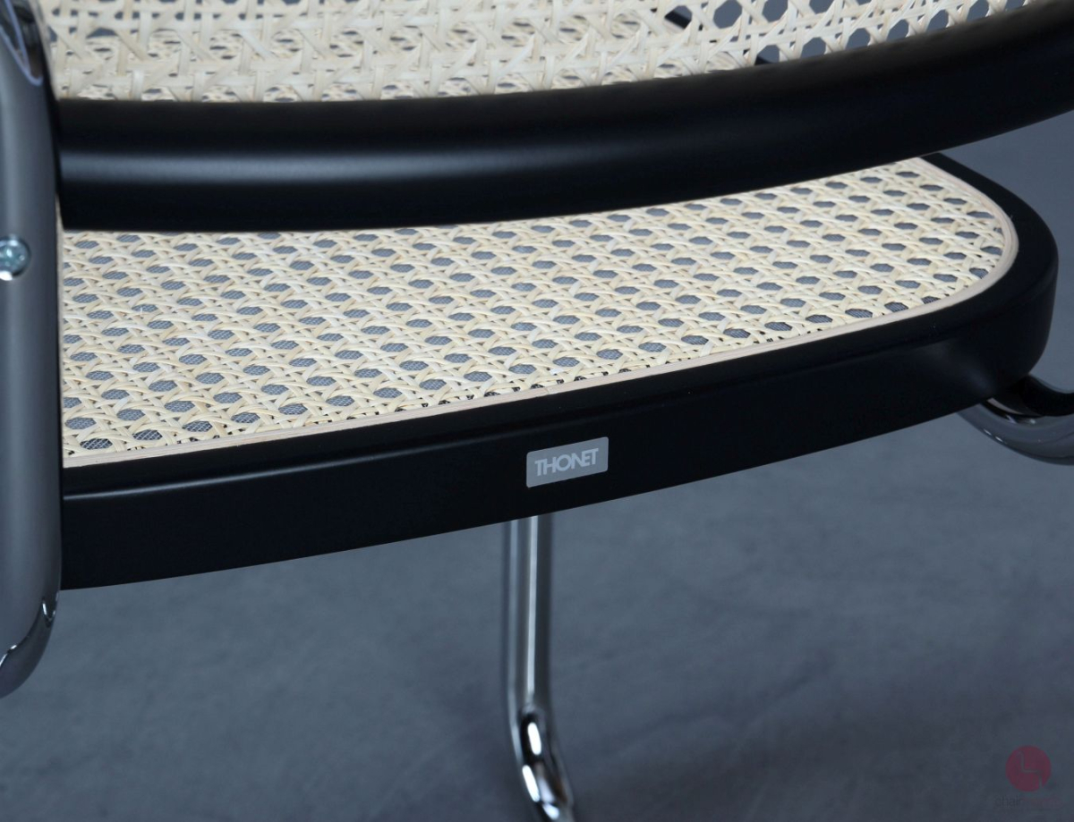 Preview: Thonet S64 V Freischwinger in Schwarz mit Wiener Geflecht + Stützgewebe