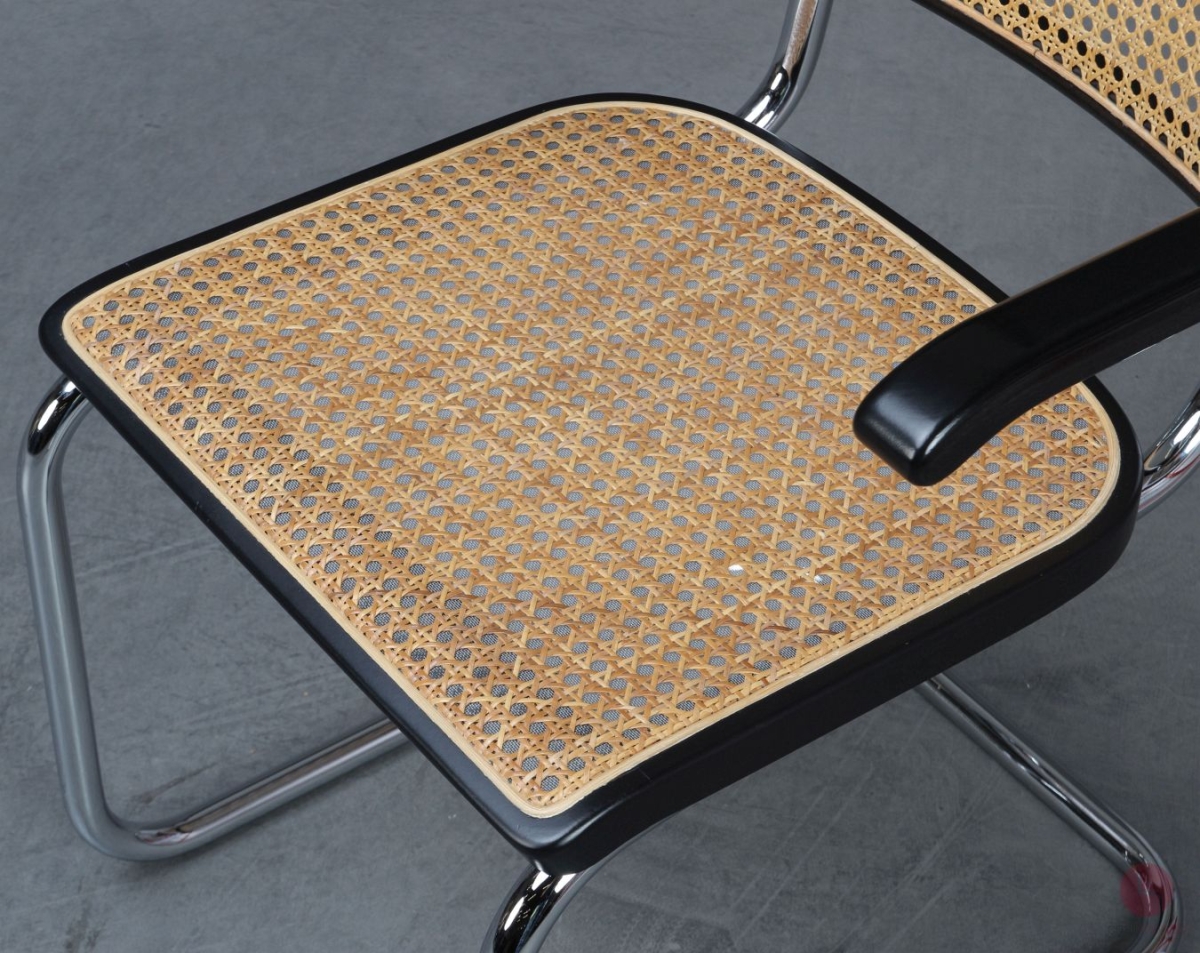 Thonet S64 V Freischwinger in Schwarz mit Wiener Geflecht + Stützgewebe gebraucht