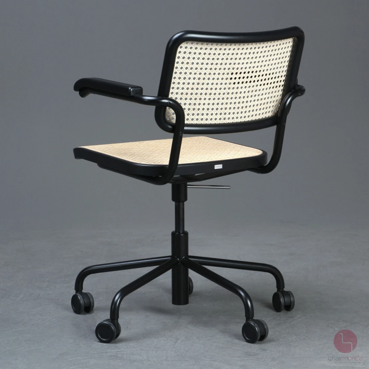 Thonet S64 VDR Bürostuhl mit Wiener Geflecht und schwarzem Gestell gebraucht