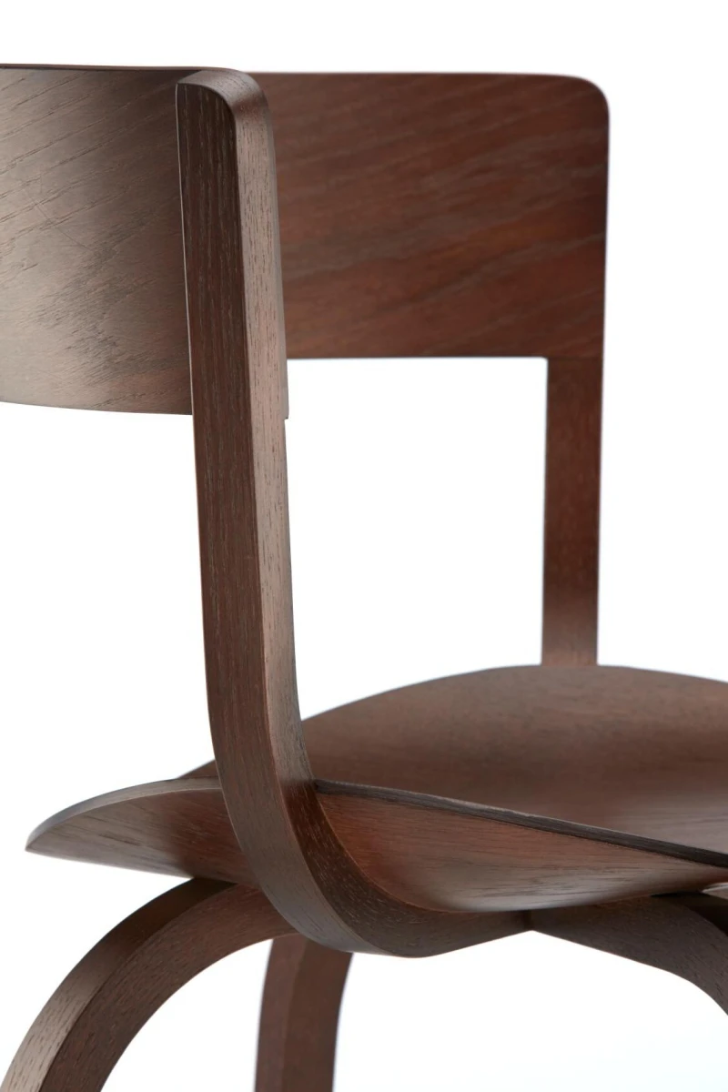 Thonet 404 Bugholzstuhl aus Eiche in Braun