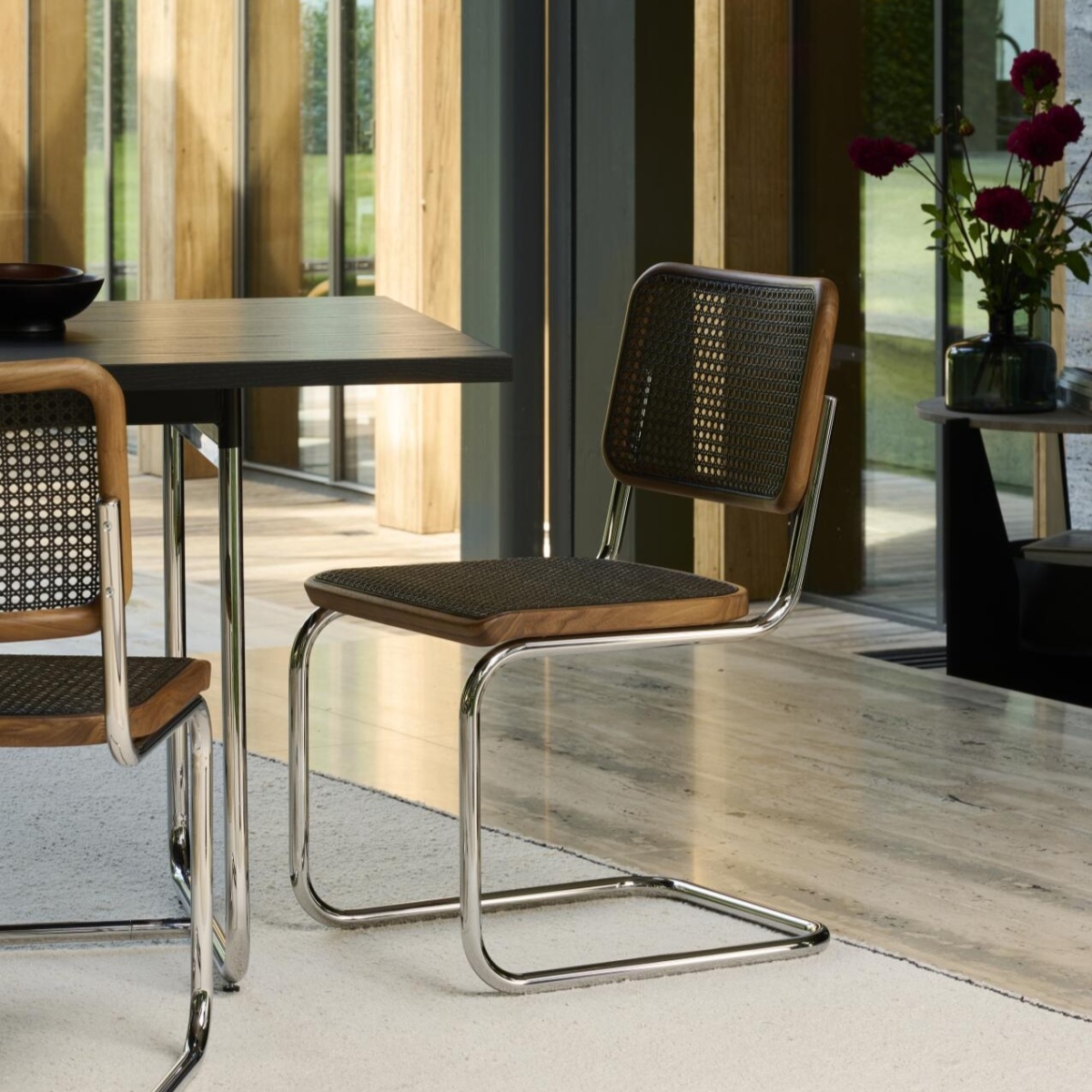 Preview: Thonet S32 V Dark Melange Freischwinger aus Esche, Eiche oder Nussbaum