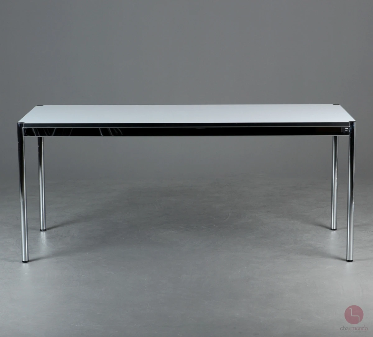 USM Haller Schreibtisch 175 x 75 cm Weiß