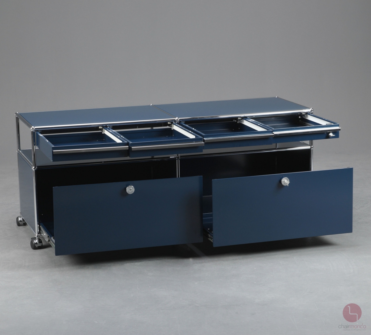 Preview: USM Haller Sideboard mit Schubladen und Schubfächern in Stahlblau gebraucht