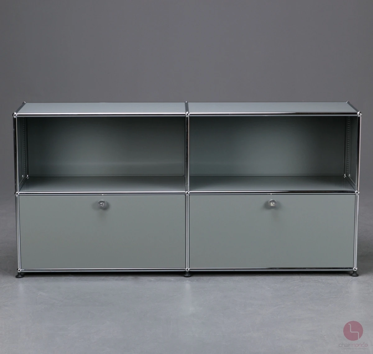 USM Haller Sideboard Mittelgrau mit Klapptüren gebraucht