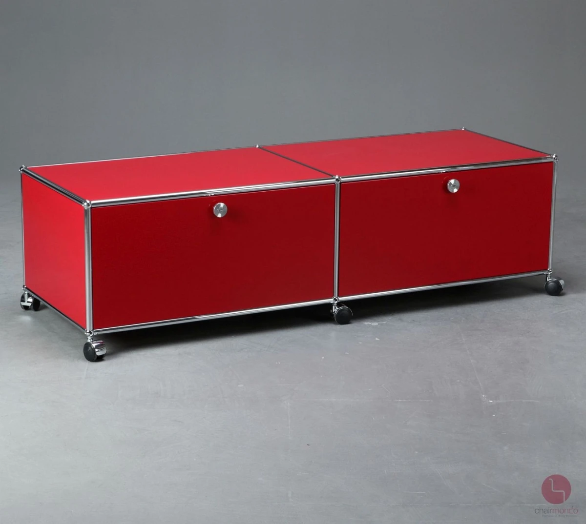 USM Haller Lowboard Rot mit zwei Fächern + Rollen gebraucht