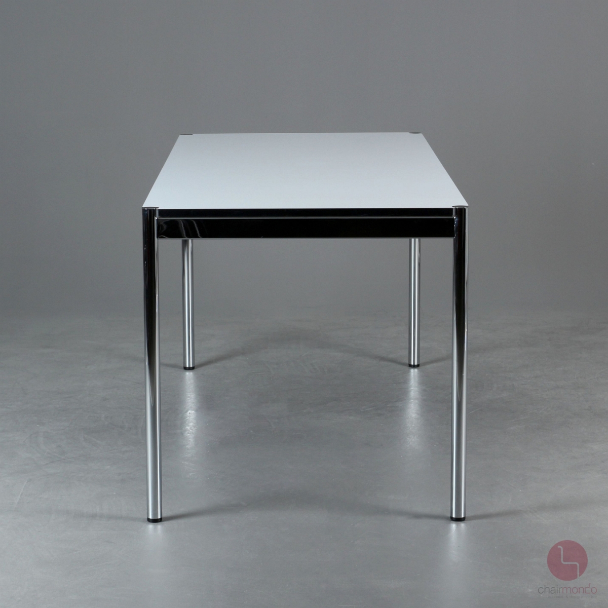 Preview: USM Haller Schreibtisch 175 x 75 cm Weiß