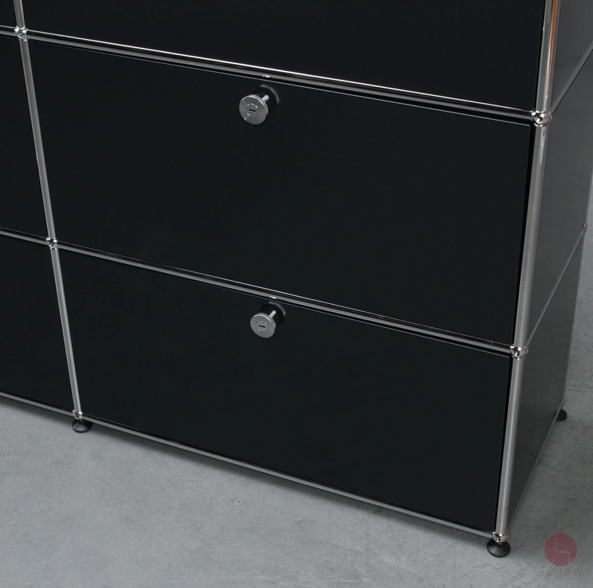 USM Haller Sideboard Regal mit sechs Klapptüren gebraucht