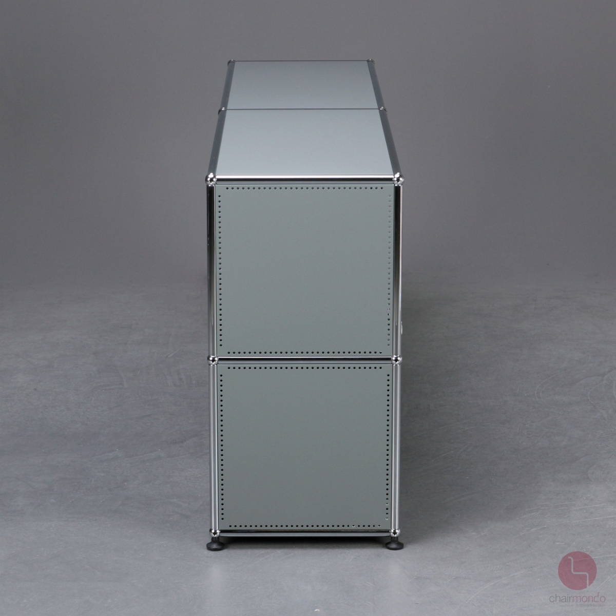 Preview: USM Haller Sideboard Mittelgrau mit Klapptüren gebraucht