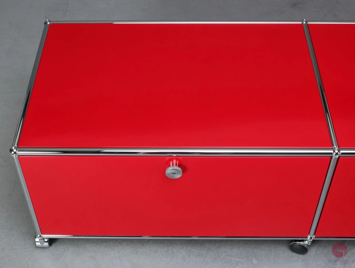 USM Haller Lowboard Rot mit zwei Fächern + Rollen gebraucht