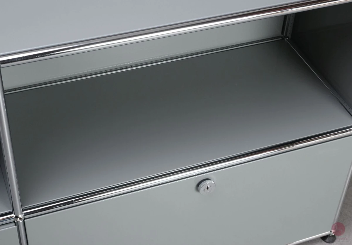 USM Haller Sideboard mit Schubtüren in Mittelgrau gebraucht