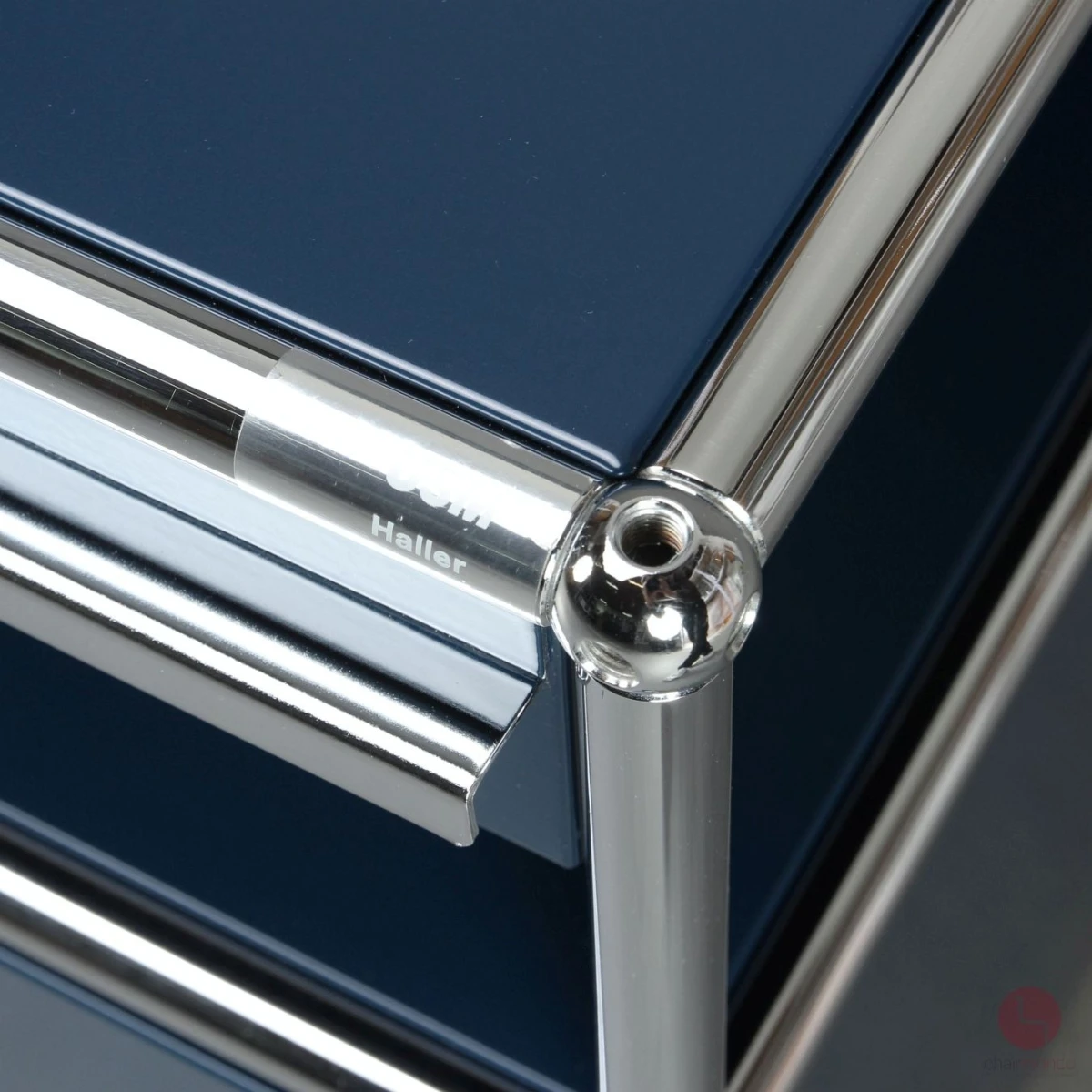 USM Haller Medienboard in Stahlblau mit zwei Schubladen und Schubfach gebraucht